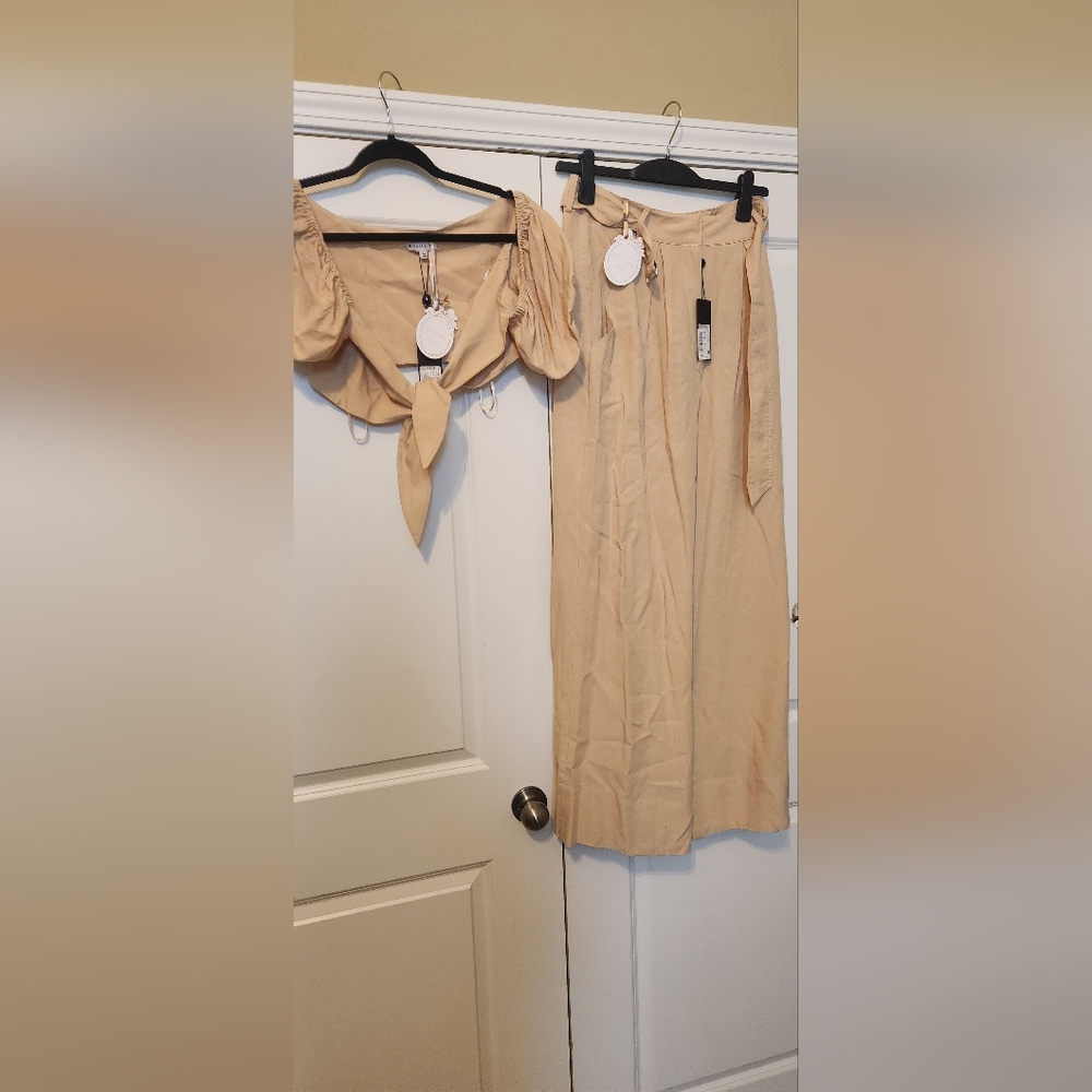 Gianni Bini set pants crop top